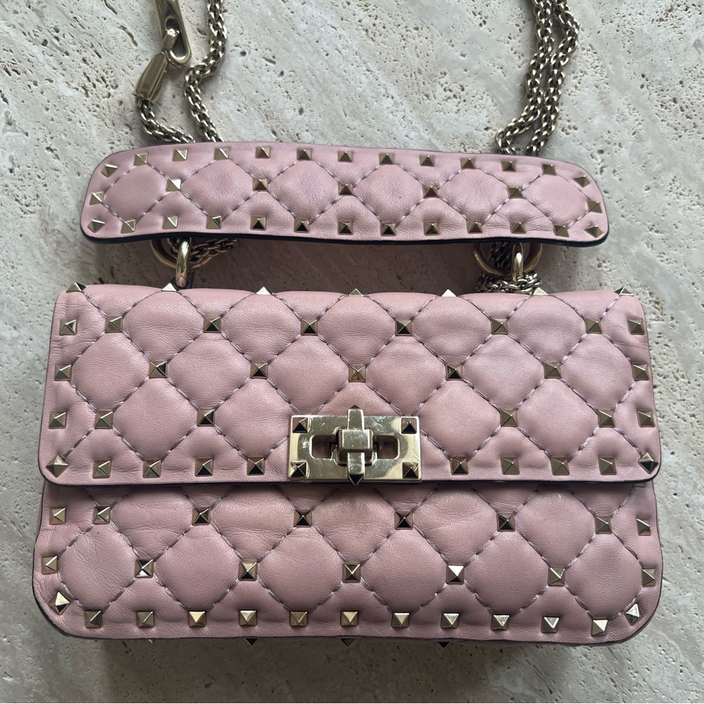 VALENTINO 💯 Authentic small Rockstud bag pink RARE 💕💕